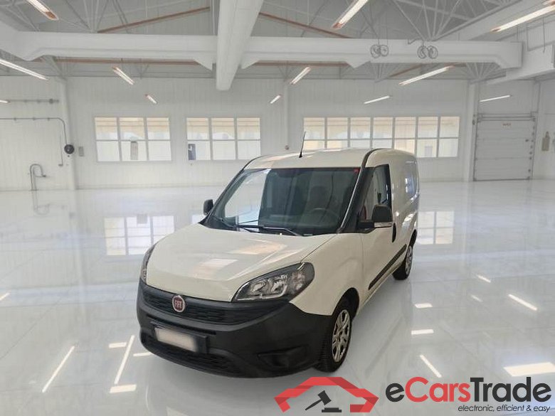 FIAT DOBLÒ CARGO / 2014 / 4P / VETT. FURGONATA CH1 LOUNGE 1.3 MJET 95CV E6D SeS #1