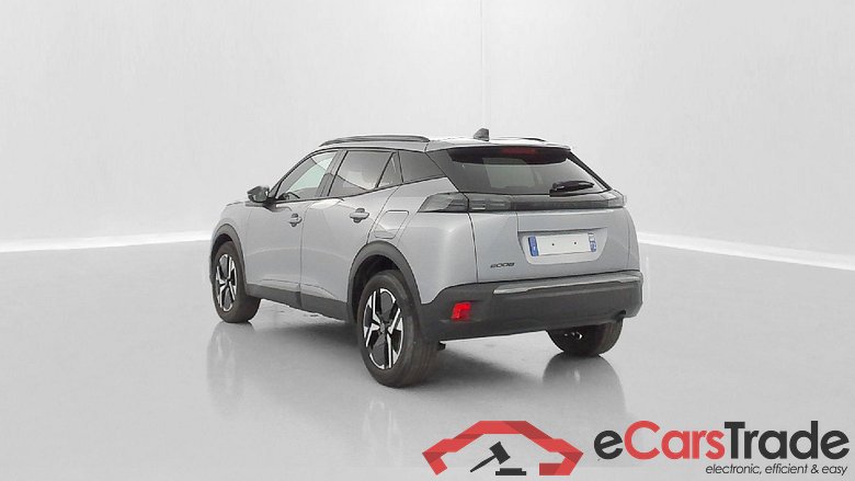 Peugeot 2008 Allure 1.2L PureTech 100 #5