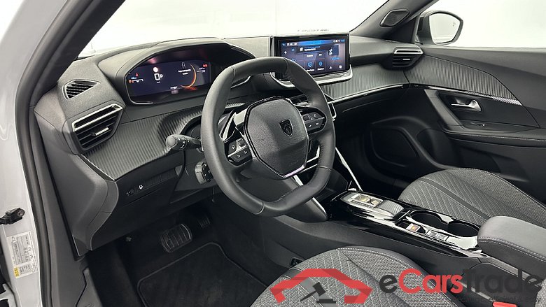 Peugeot 2008 Allure 1.2L Hybrid 136 hp #6