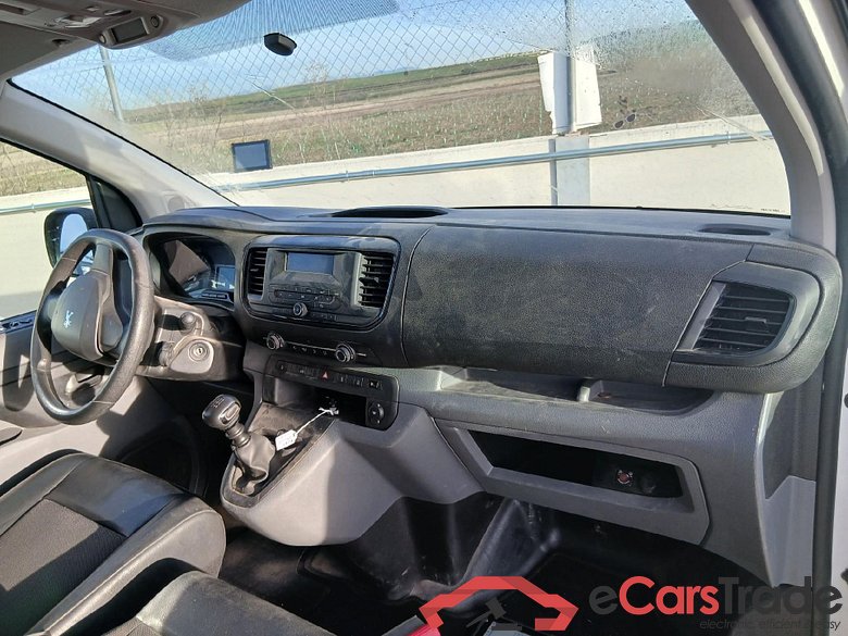 PEUGEOT Expert / 2016 / 4P / furgón Furgón Pro 1.5 BlueHDi 120 Standard #3