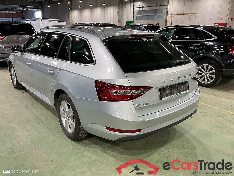 SKODA SUPERB COMBI 2.0 CRTDI 110KW AMBITION #3