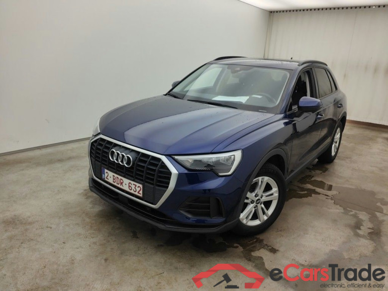 Audi Q3 35 TDI S Tronic Business Edition 5d #1