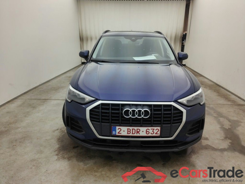 Audi Q3 35 TDI S Tronic Business Edition 5d #5