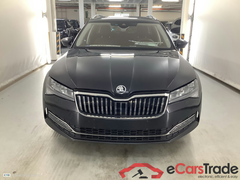 SKODA Superb Combi 1.6 CRTDI 88KW DSG7 STYLE #2