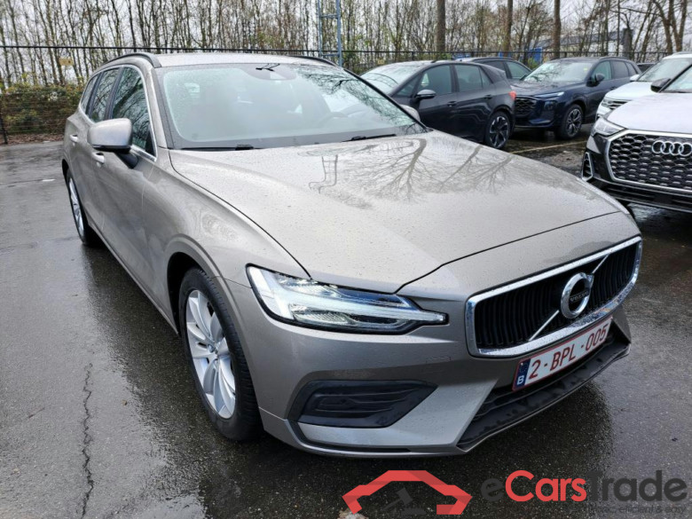 VOLVO V60 2.0 B3 GEARTRONIC MOMENTUM PRO #2