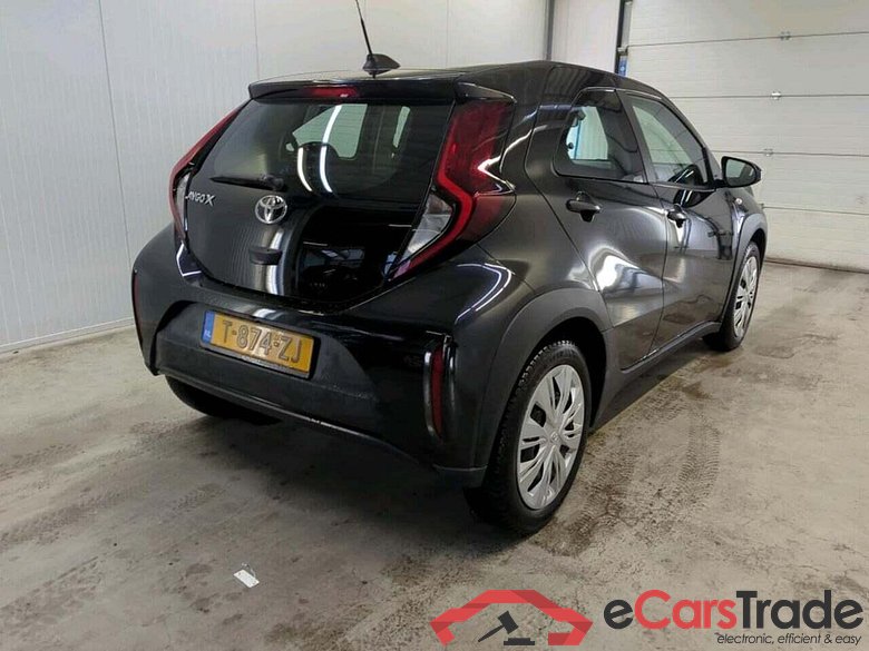 TOYOTA Aygo X 1.0 VVT-i MT Play