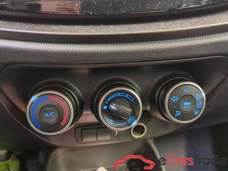 TOYOTA Aygo X 1.0 VVT-i MT Play #6