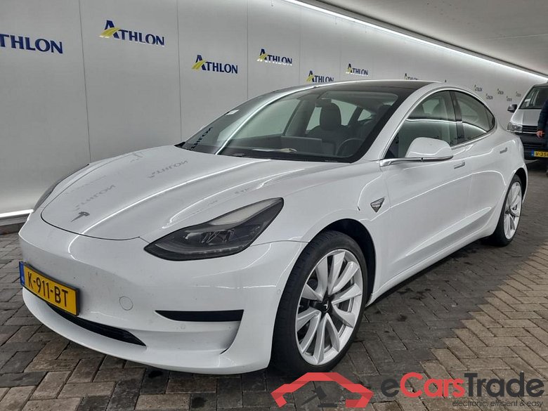 Tesla Model 3 Standard Range Plus RWD 4D 225kW