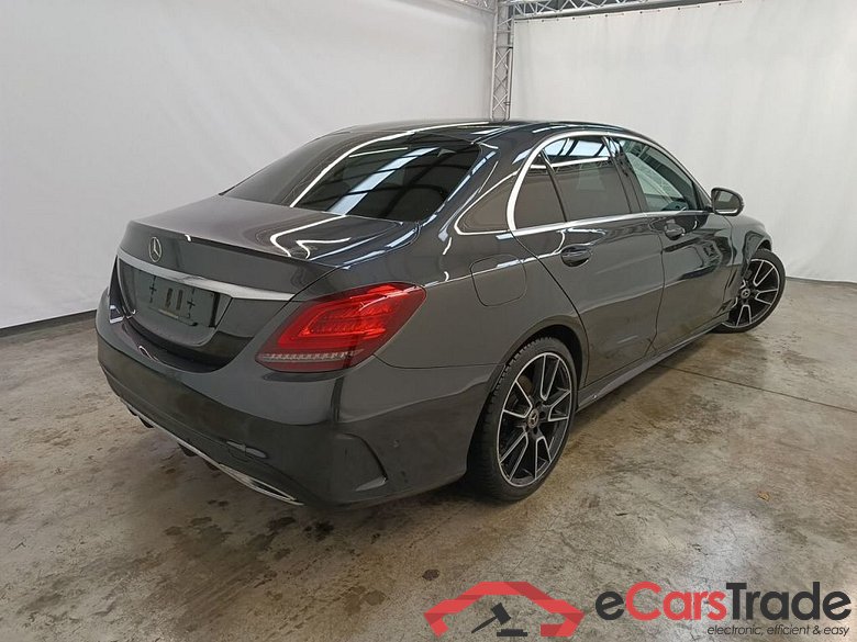 Mercedes-Benz C-Klasse Berline C 220 d Auto 4d #2