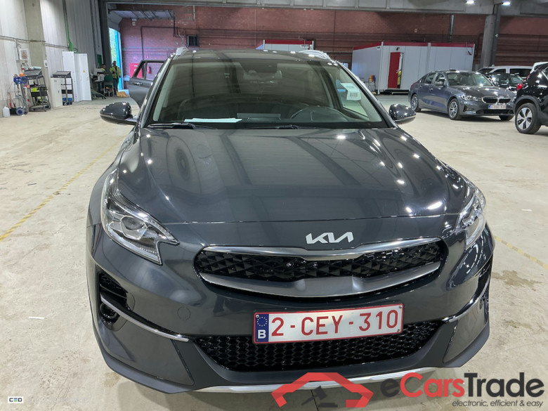 KIA XCEED 1.6 GDI PHEV DCT BUSINESS LINE #2
