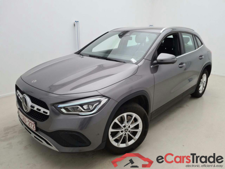 MERCEDES-BENZ GLA 250E 8G-DCT BUSINESS LINE #1