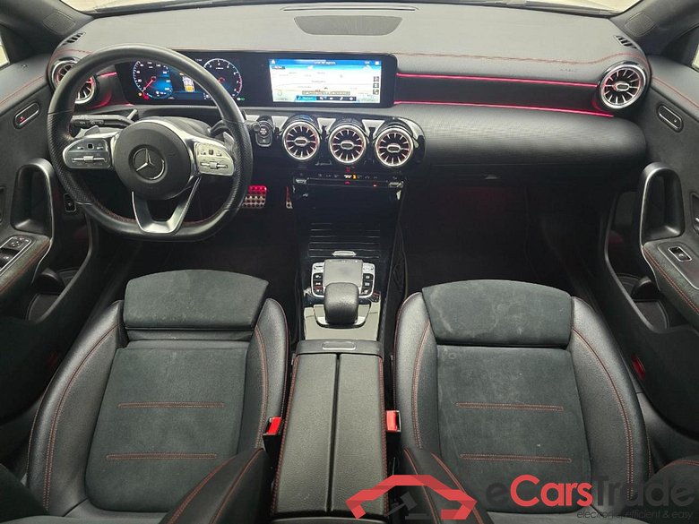 MERCEDES-BENZ CLA-klasse Shooting Brake 180 Premium Plus #6