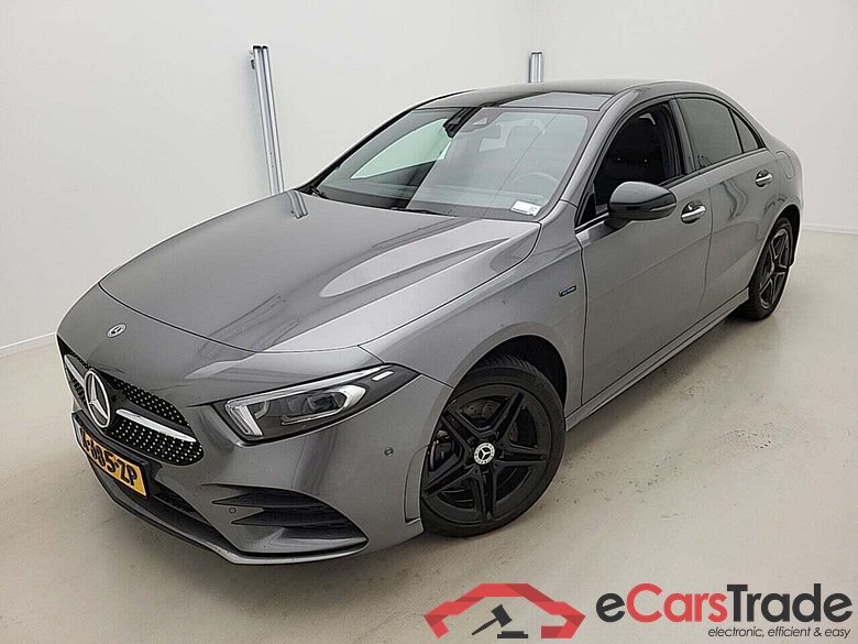 MERCEDES-BENZ A-klasse 250 e Bns Sol. AMG #1