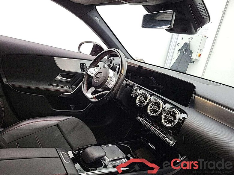 MERCEDES-BENZ A-klasse 250 e Bns Sol. AMG #3