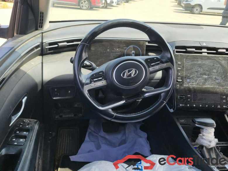 HYUNDAI Tucson / 2020 / 5P / todoterreno 1.6 CRDI 100kW (136CV) 48V Maxx DCT 4x4 #3