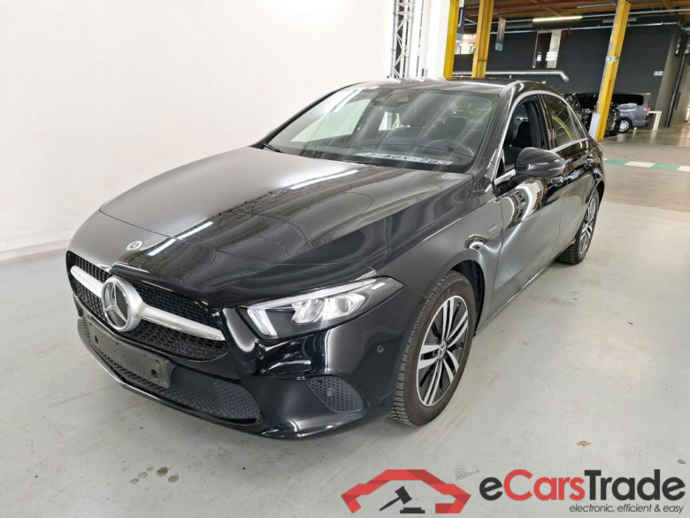 MERCEDES-BENZ A-CLASS LIMOUSINE 1.3 A 250 E BUSINESS SOLUTION DCT #1