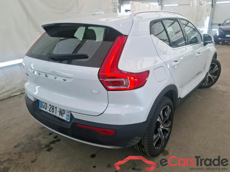 VOLVO XC40 2017 5P SUV Recharge T5 262 DCT7 Inscription #3