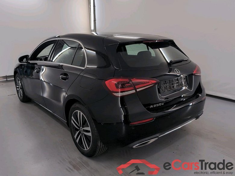 MERCEDES-BENZ CLASS A (W177) A 250 e PHEV Business Solution #3