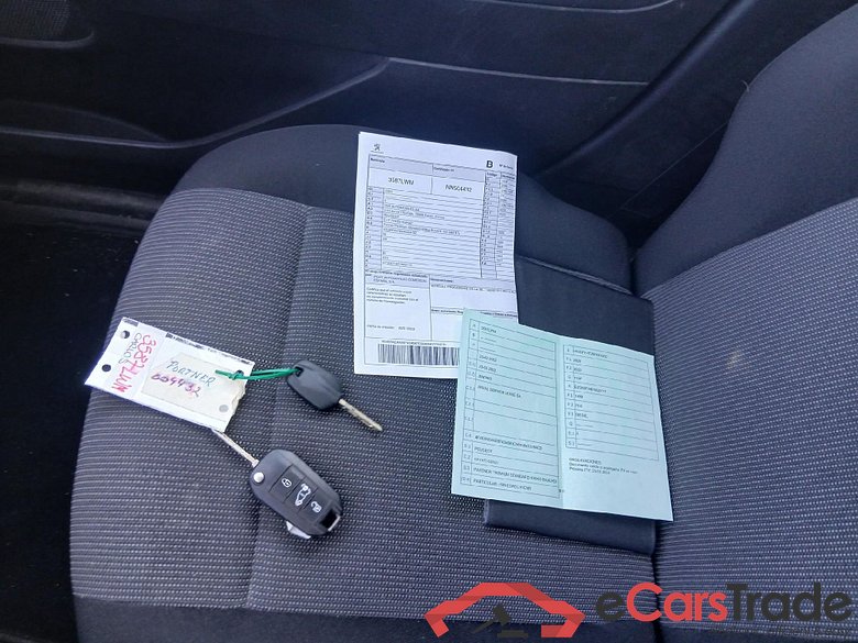 PEUGEOT Partner / 2018 / 4P / furgón derivado de turismo Premium Standard 600kg BlueHDi 73kW (AC) #5