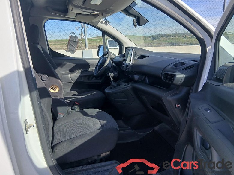 PEUGEOT Partner / 2018 / 4P / furgón derivado de turismo Premium Standard 600kg BlueHDi 73kW (AC) #6