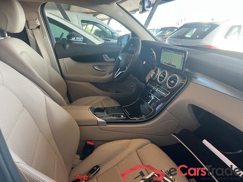 MERCEDES-BENZ GLC Coupé / 2019 / 5P / coupé GLC 300 de 4MATIC #6