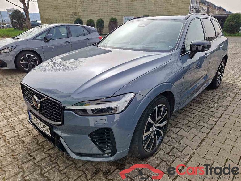 Volvo XC60 (03.2017->) DE - SUV5 B5 (Benzin) AWD EU6d, Ultimate Dark Mild-Hybrid (EURO 6d), (Facelift)