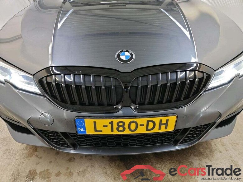 BMW 3-serie Touring 330e High Executive #4