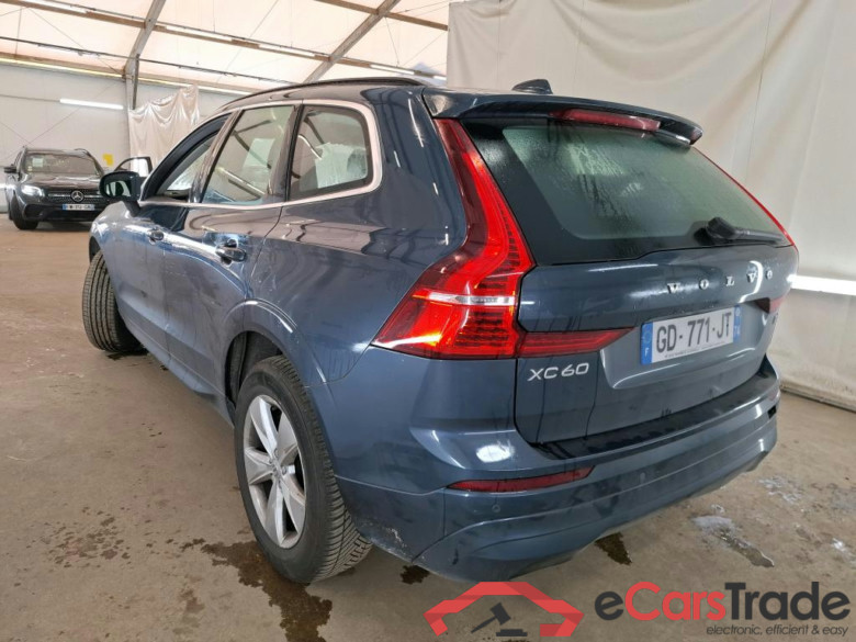 XC60 Momentum Business 2WD 2.0 B4 195CV BVA8 E6d #2