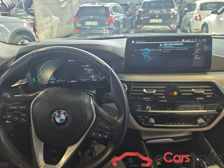 BMW SERIE 5 / 2020 / 5P / STATION WAGON 530E BUSINESS AUTO TOURING #3