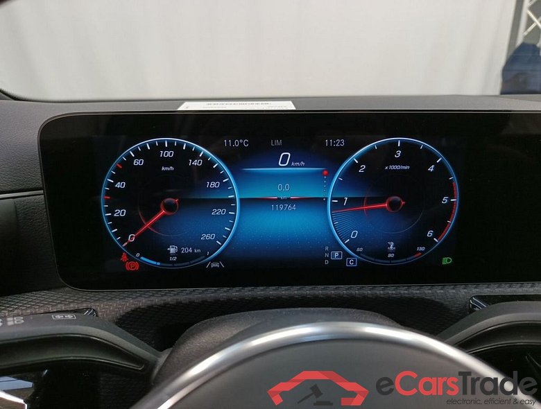 MERCEDES CLASSE A DIESEL (W177) A 200 d 150 Business Solution (EU6AP) 5d #6