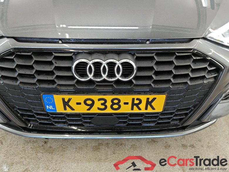 Audi A3 Limousine 35 TFSI S tronic S edition 4d + Optiekpakket zwart #5