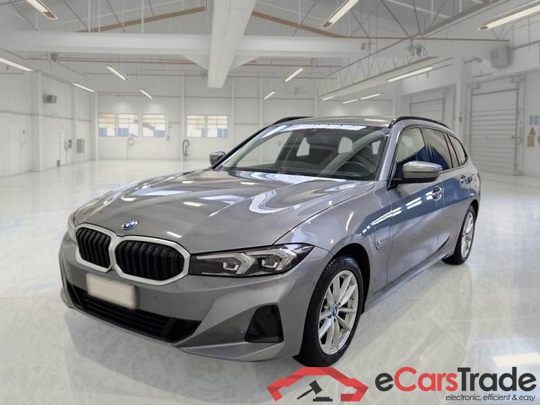 BMW SERIE 3 / 2022 / 5P / STATION WAGON 330E XDRIVE LUXURY TOURING AUTO #1
