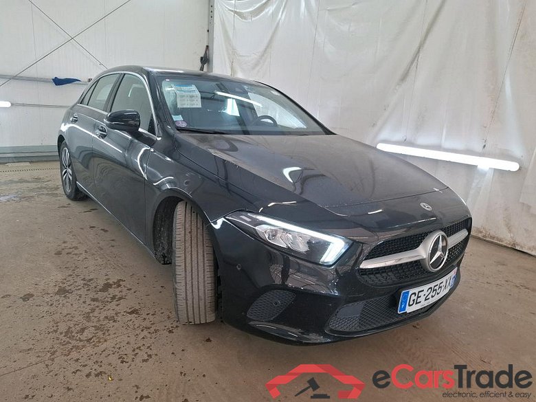MERCEDES-BENZ Classe A Compact / 2018 / 5P / Berline A 180 Progressive Line 7G-DCT #4