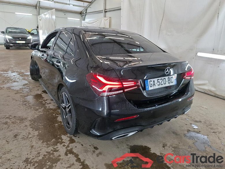 MERCEDES-BENZ Classe A Berline / 2018 / 4P / Berline A 200 d AMG Line 8G-DCT #2