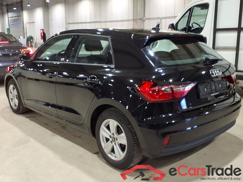 AUDI A1 SPORTBACK 1.0 25 TFSI ATTRACTION #2