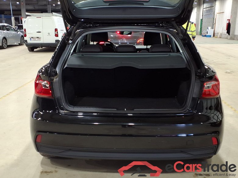 AUDI A1 SPORTBACK 1.0 25 TFSI ATTRACTION #3