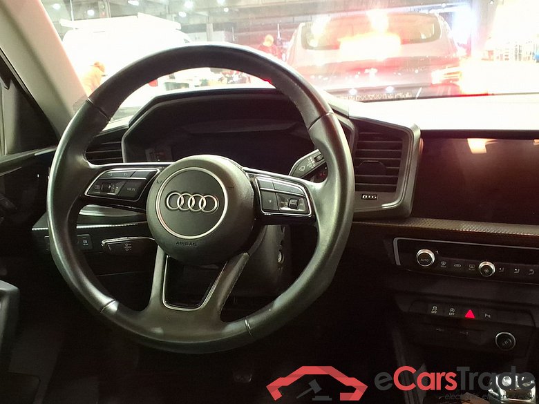 AUDI A1 SPORTBACK 1.0 25 TFSI ATTRACTION #6