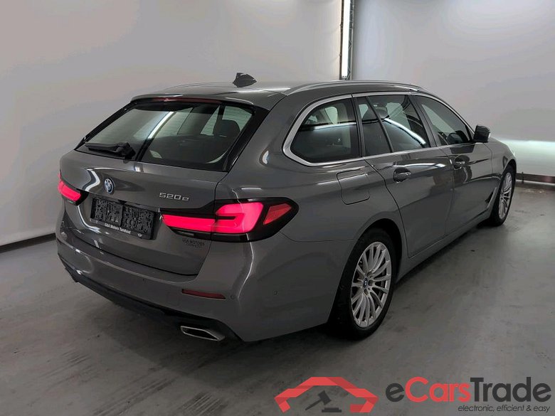 BMW 5 SERIES TOURING 2.0 520E TOURING AUTO #4