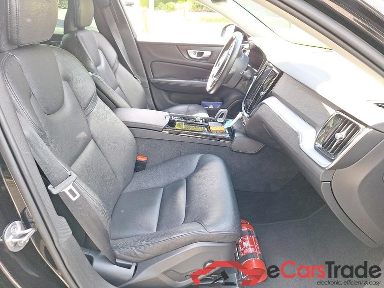 Volvo V60 2.0 T6 Plug-In Hybrid AWD Inscription Aut. LED Virtual ACC Navi Laether KeylessGo Klima PDC ... #5