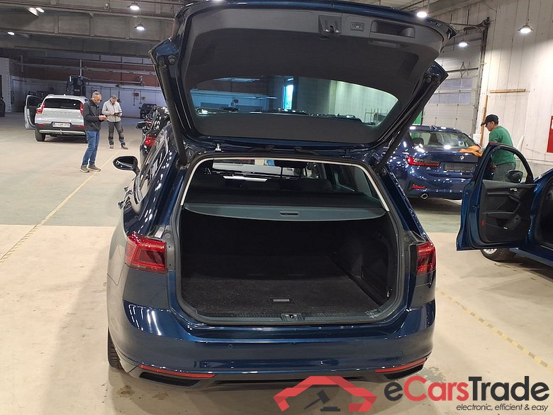 VOLKSWAGEN PASSAT VARIANT 2.0 TDI SCR VARIANT STYLE BUSINESS #3