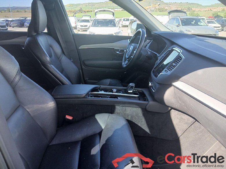 VOLVO XC90 / 2019 / 5P / todoterreno 2.0 B5 D AWD Momentum Pro Auto #6