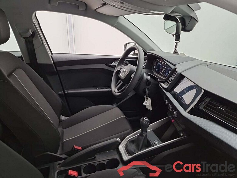 AUDI A1 1.0 25 TFSI #3