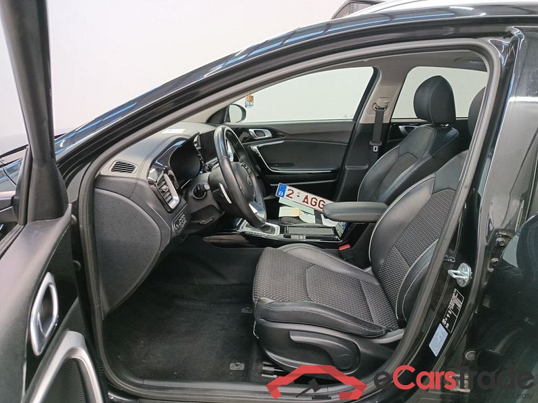 KIA XCeed 1.6 GDi PHEV DCT Sense 5d #3