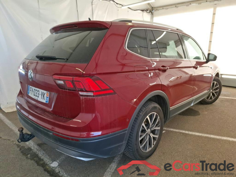 VOLKSWAGEN Tiguan Allspace / 2017 / 5P / SUV 2.0 TDI 150 DSG7 Confortline Business #3