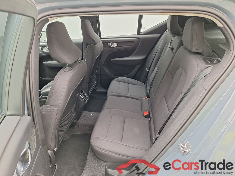 Volvo, XC40 '17, Volvo XC40 T3 Momentum Pro 5d #4