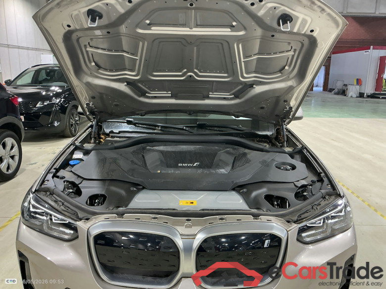 BMW IX3 80KWH AUTO #6