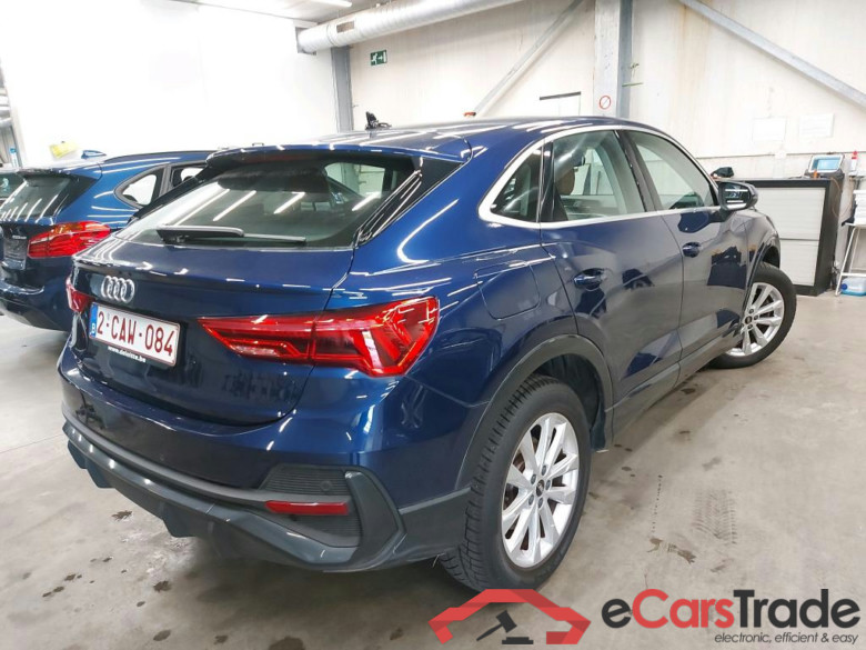 AUDI Q3 Sportback 1.4 45 TFSIe Plug-In Hybrid Aut. LED-Matrix Virtual ACC Navi leather Camera Klima PDC ... #1