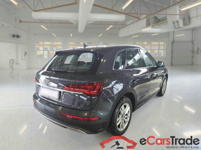 AUDI Q5 / 2020 / 5P / SUV 35 TDI BUSINESS S TRONIC #2