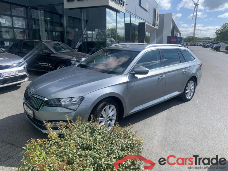 SKODA Superb Combi PHEV Superb Wagon Style 1,4 TSI iV 160 kW 6-speed automat. #1