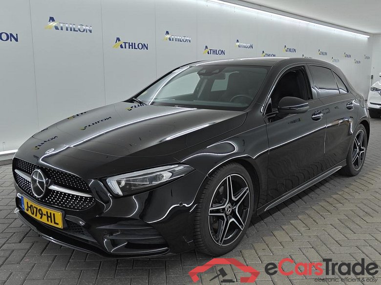 MERCEDES-BENZ A-klasse A 180 d 7G-DCT Business Solution AMG 5D 85kW #1